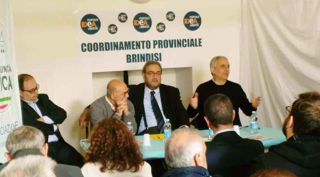 Quagliariello a Cisternino con i dirigenti locali del suo (ennesimo) nuovo partito: IDEA. 